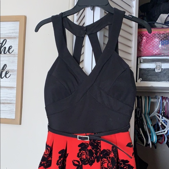 Homecoming Dress - Picture 2 of 2